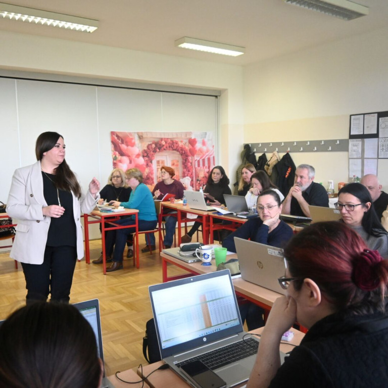 TREĆI POSJET MOBILNIH TIMOVA – UNAPRJEĐENJE IZVOĐENJA MODULARNE NASTAVE NA RAZINI ŠKOLE